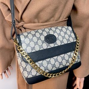 Authentic Gucci vintage GG canvas crossbody bag 001.106.0185 (KHS10)